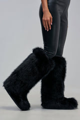 AZALEA WANG EMIR BLACK FLAT FUR KNEE HIGH BOOT