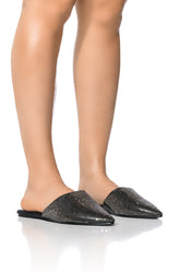 AZALEA WANG COLBY BLACK POINTED TOE FLAT