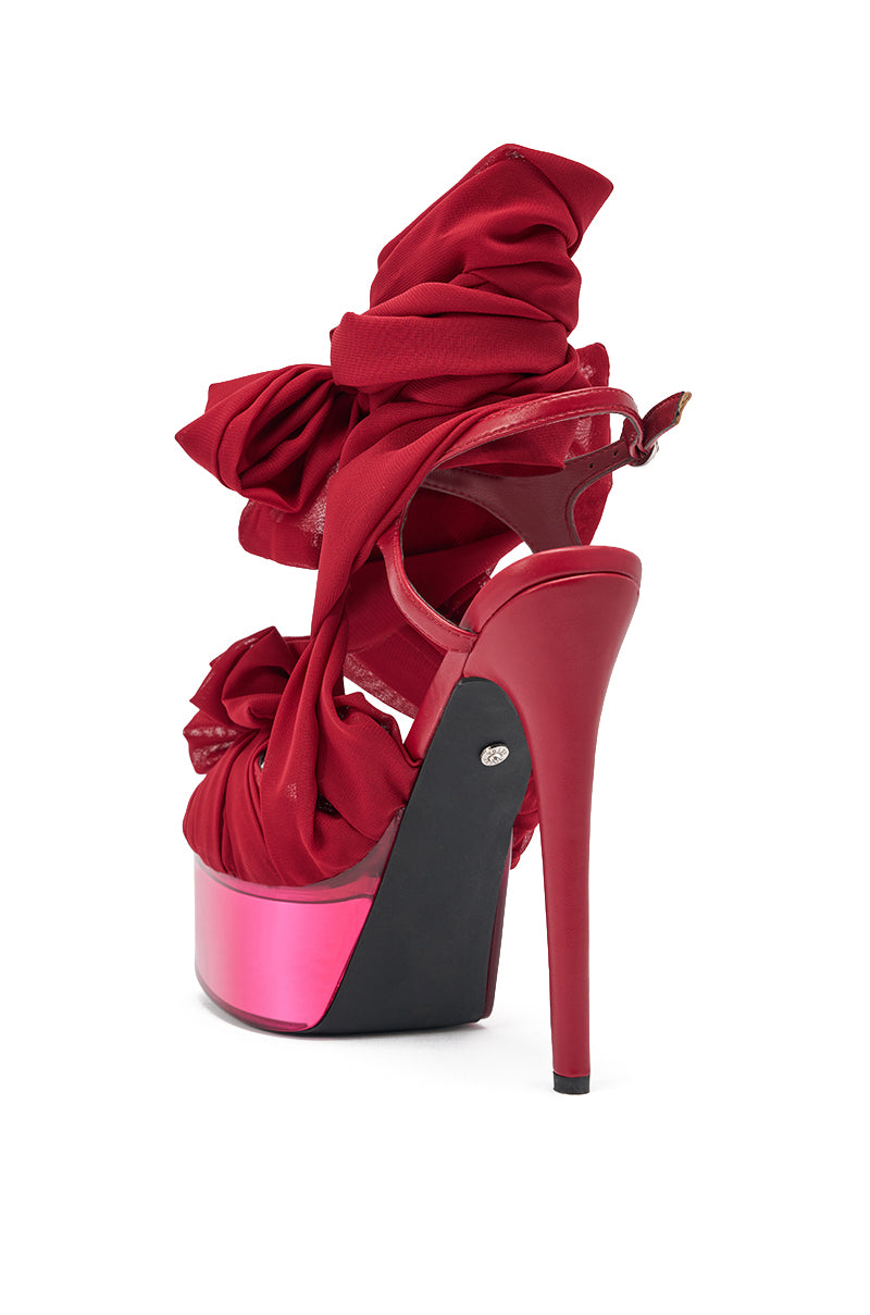 AKIRA GOLD BEAUDEN RED PLATFORM TIE SANDAL