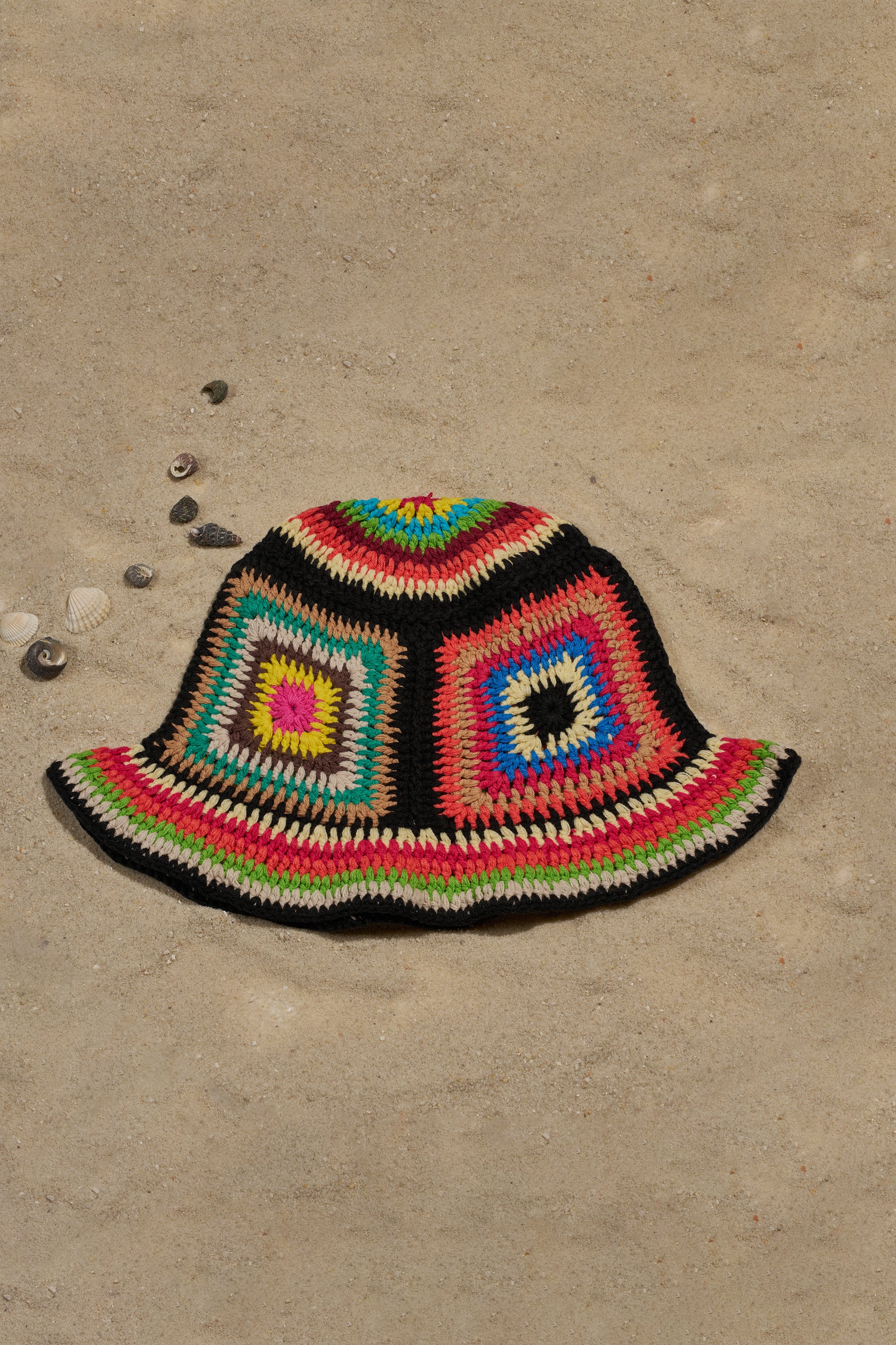 DND CROCHET BUCKET HAT