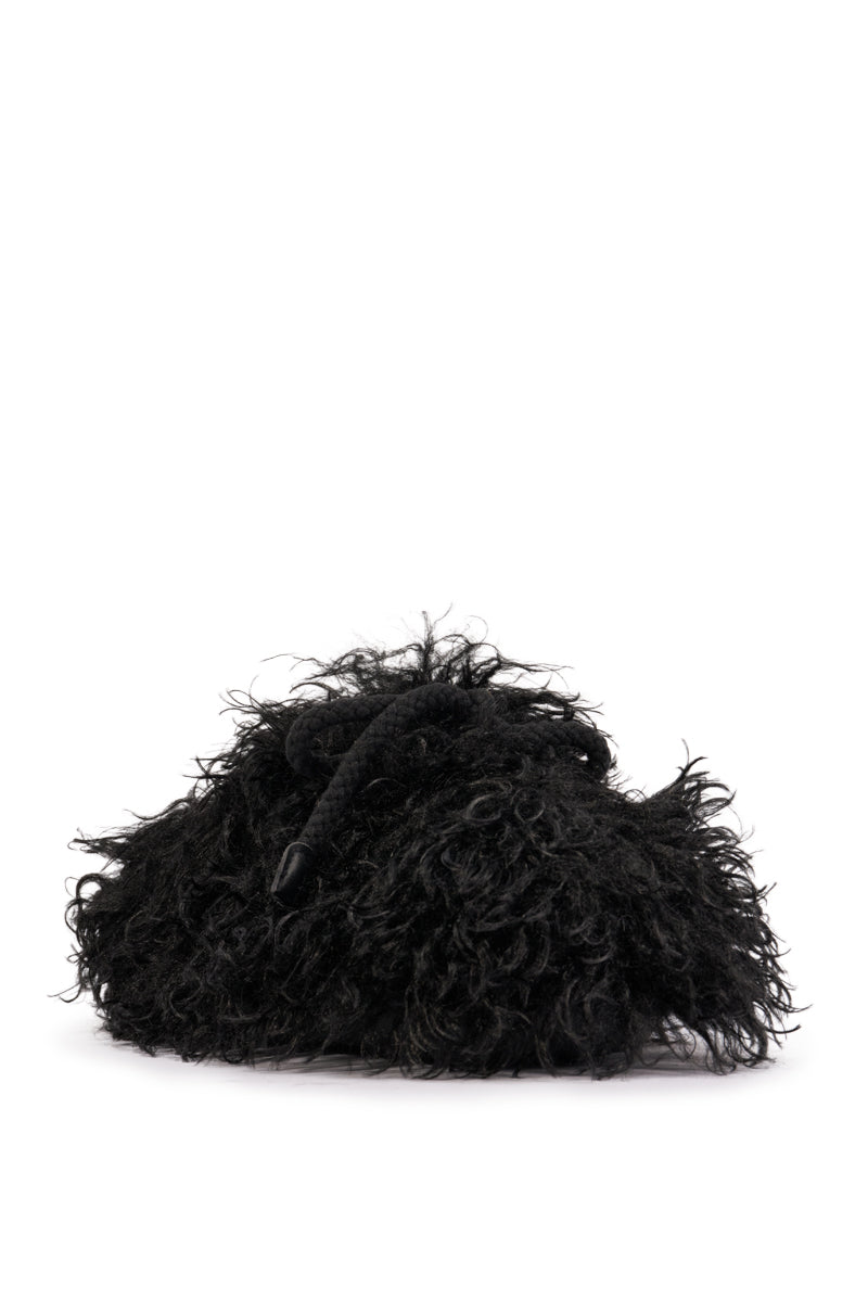 AKIRA DELULU BLACK FUR SLIPPER