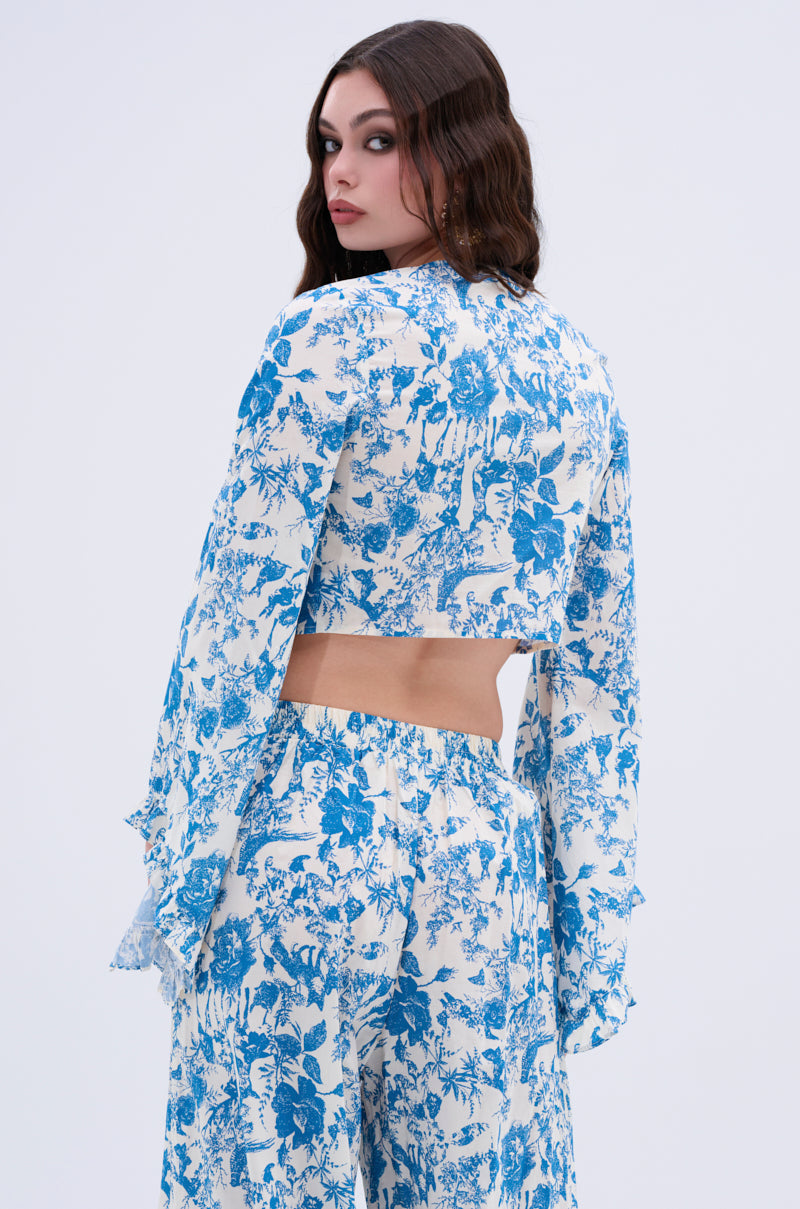DOLLED UP TIE FRONT TOP