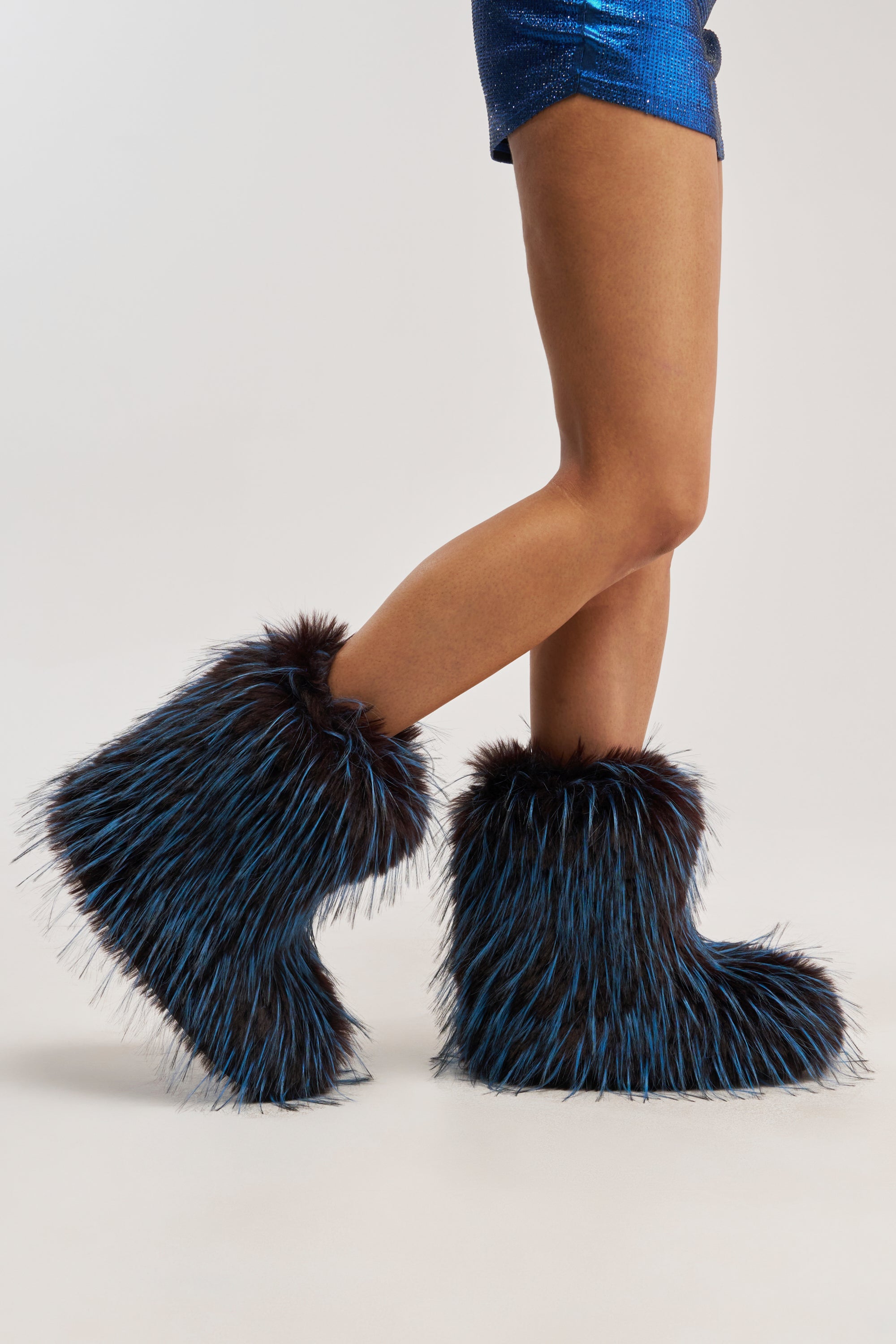 AZALEA WANG LENIX BLUE MULTI FLAT FUR BOOTIE